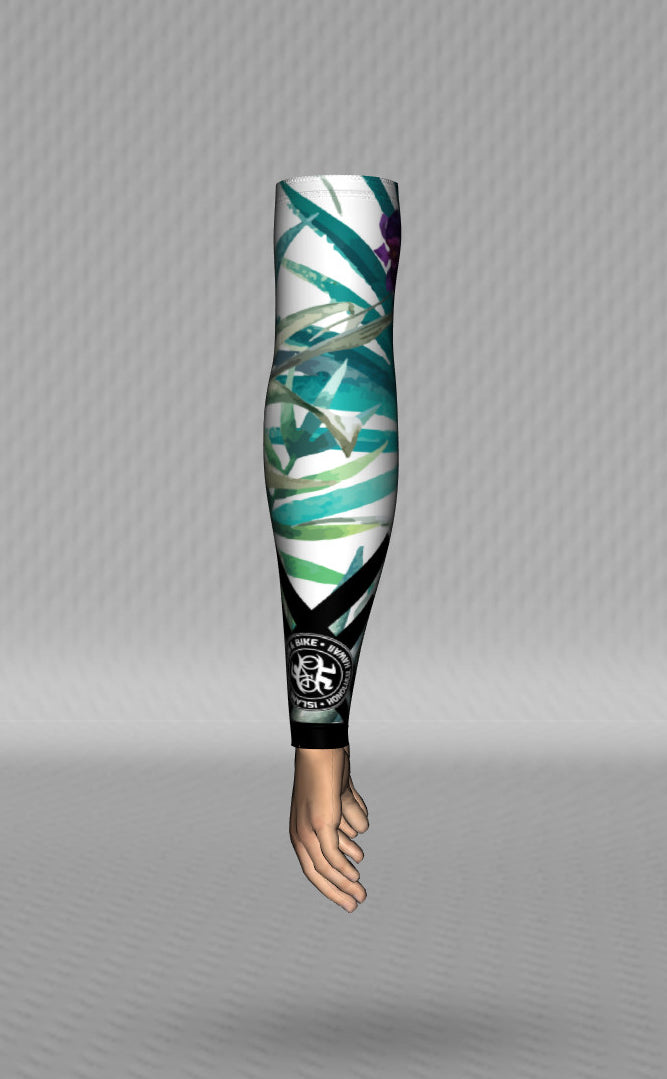 IT&B Pineapple Sun Sleeves